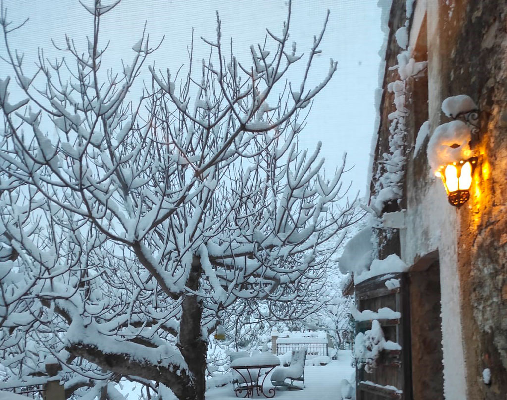 Constanza de Culla, tu Hogar en la nieve: Casas Rurales en Culla, Maestrazgo de Castellón