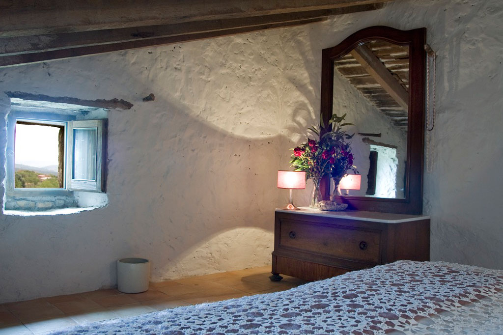 Refugio acogedor en el campo: Mas Sort de Boix, Casas Rurales Constanza de Culla
